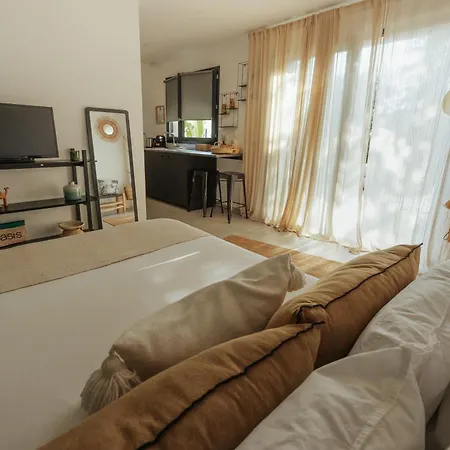 L'oasis Bed & Breakfast 4*